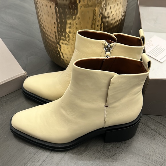 Franco Sarto Dalden Bootie - Picture 6 of 11